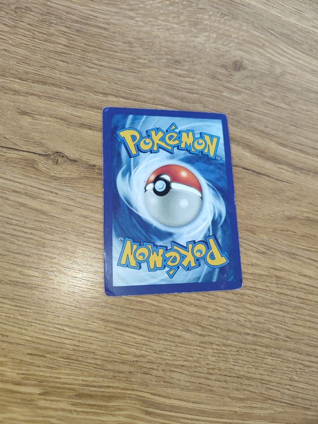 Carta Pokémon Dragonite V 192/203