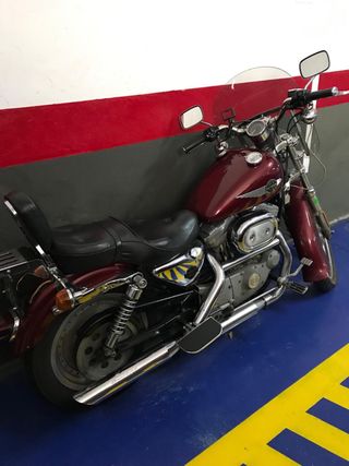 Harley Davidson Sportster 883 Custom