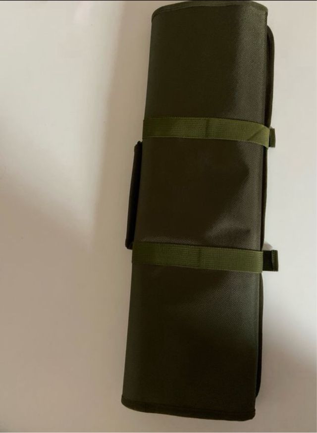 Copri coltello verde con logo rosso