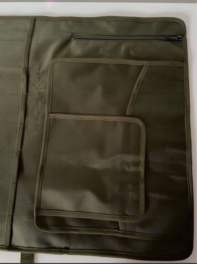 Copri coltello verde con logo rosso