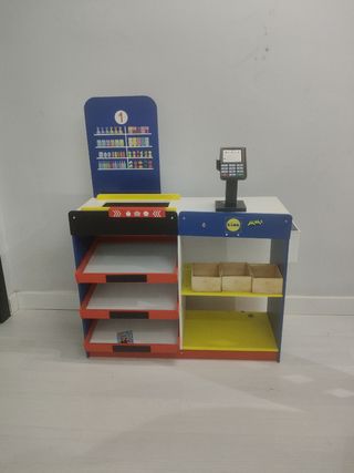 Tienda Lidl de madera