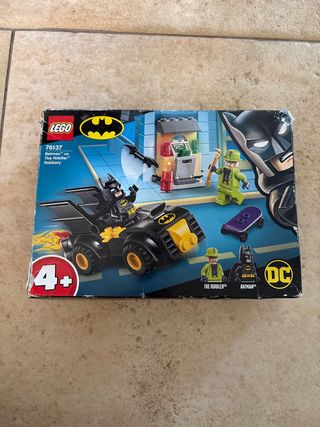 LEGO 76137 Batman vs. The Riddler Robbery