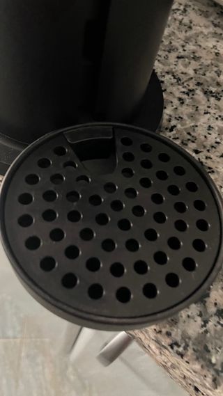 Cafetera Nespresso Negra