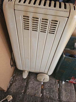 Radiador eléctrico.
Estufa eléctrica.
