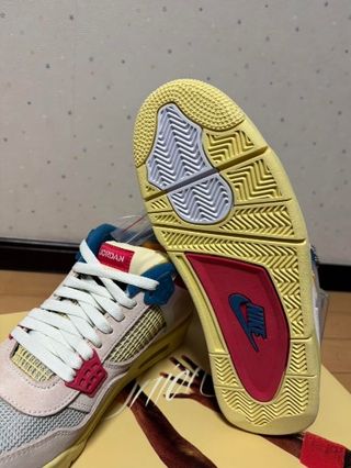 UNION × NIKE AIR JORDAN 4 GUAVA ICE EU 40