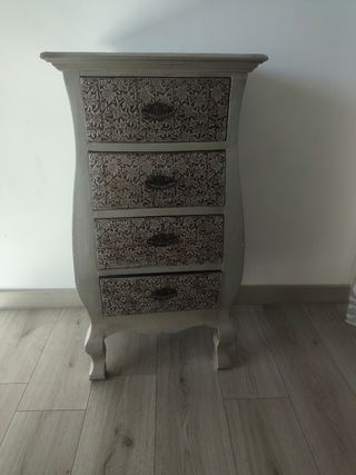 Cassettiera vintage con disegno floreale