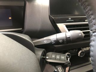 Citroën C4  Hybrid 145 ë-DCS6 Plus