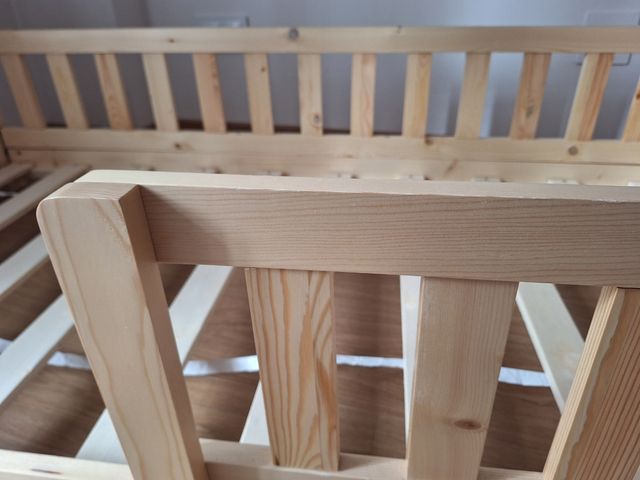 Cama Montessori Casita con Barrera L