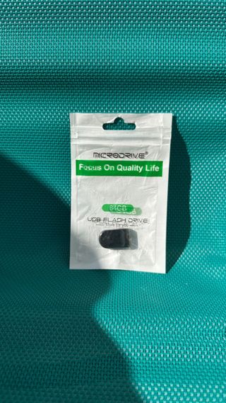 Pen Drive Microdrive 64GB