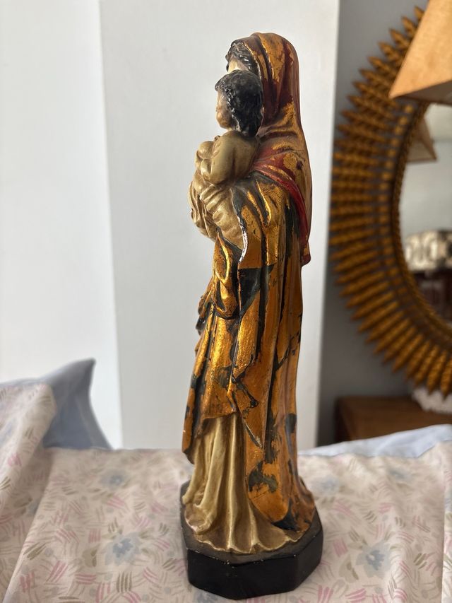Virgen con Niño Antigua