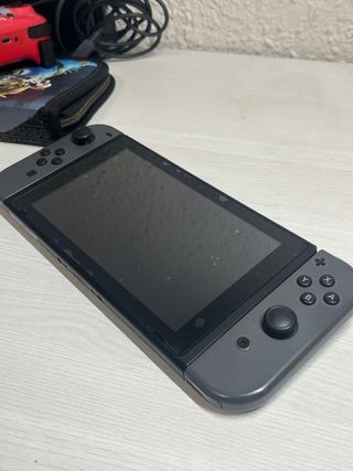 Nintendo Switch + Accesorios 
