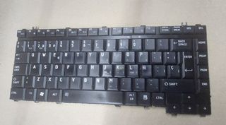 Portátil Toshiba Tecra S11-10D para repuestos