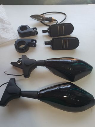 Juego Espejos y Posa Pies Moto Negro