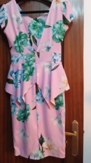 Vestido floral rosa