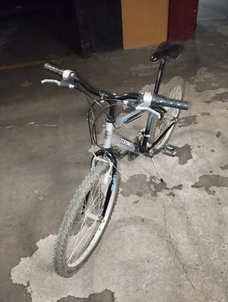 Bicicleta TOPBIKE 24 en buen estado