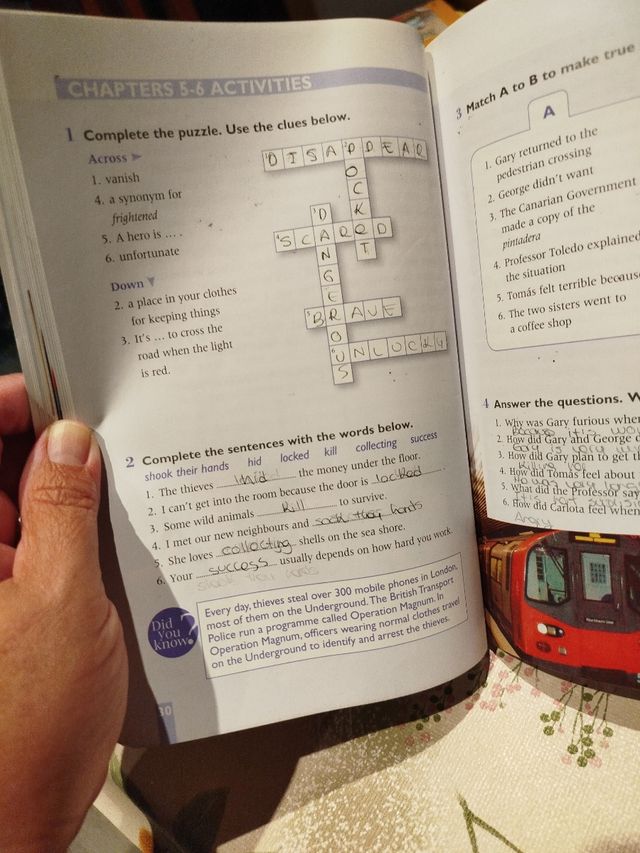 The case of the ancient artifact 3º ESO