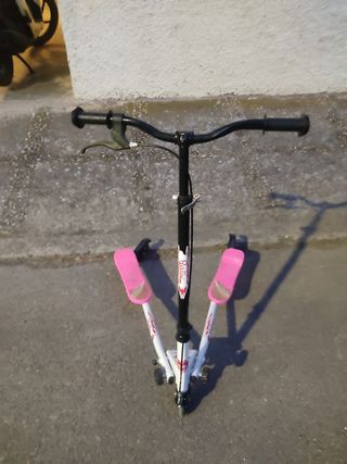 Patinete scooter infantil rosa
No se hace envíos