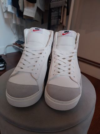 Nike Blazer Mid '77