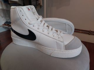 Nike Blazer Mid '77