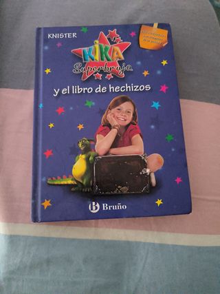 Kika Superbruja y el libro de hechizos (EDICIÓN...