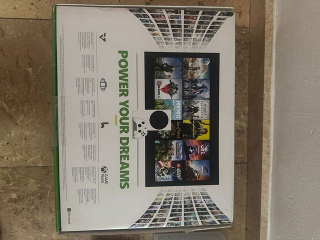 Xbox Series S Blanca y Morada con Mando e.especial