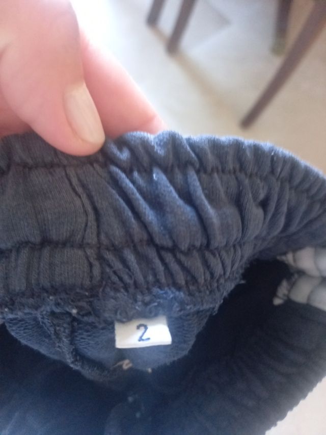 Calzonas Colegio Montaigne Sevilla talla 2