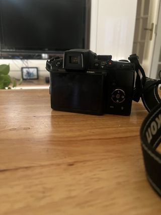 Cámara Nikon Coolpix Negra