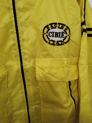 Cazadora Corta Vintage Amarilla de hombre . 