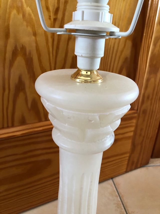 Lámpara de piedra alabastro