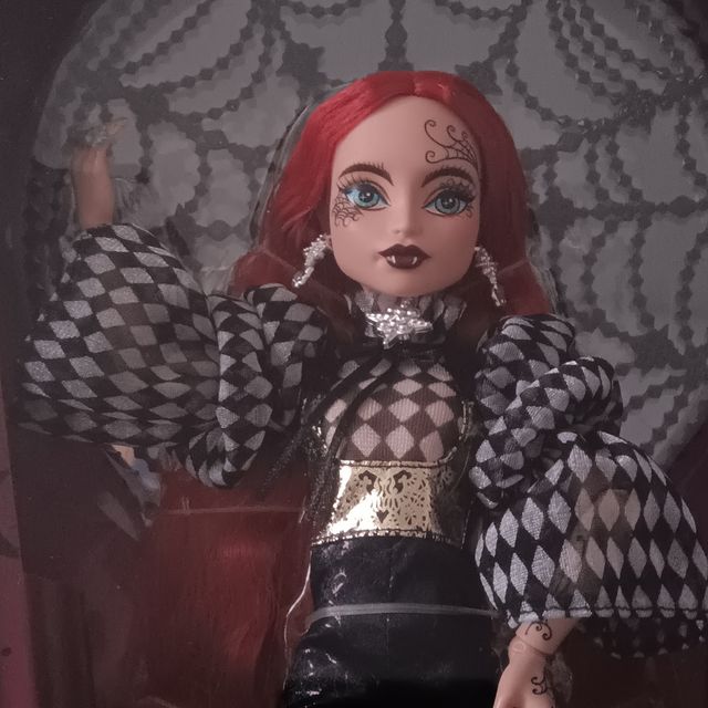 Monster High x Harris Reed - Witch Weaver