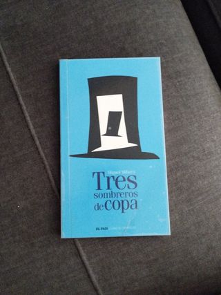 Tres sombreros de copa