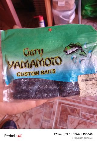 Vinilos y señuelos de pesca