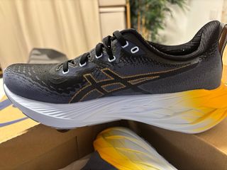 Asics Novablast 4 Zapatillas Running Hombre Mujer