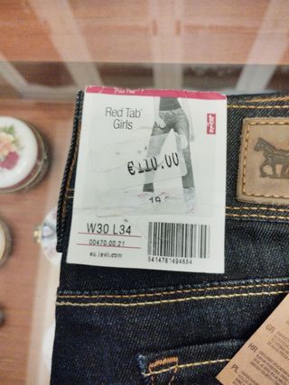 Vaqueros Levi's nuevos