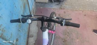 Bicicleta niña 26 blanca y rosa