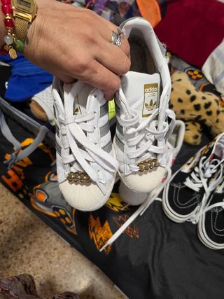 Adidas Superstar Blancas y Plateadas