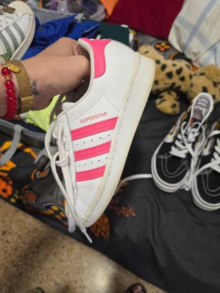 Adidas Superstar Blancas y Plateadas