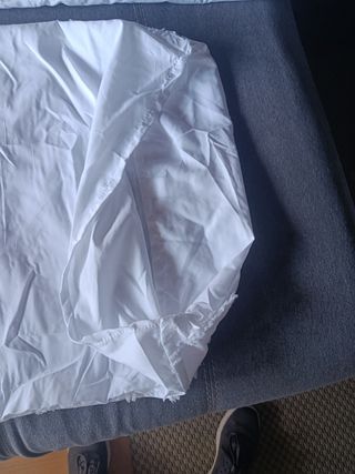 Fundas de cojín blancas con diseño