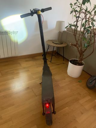 Patinete Eléctrico Xiaomi 4 Lite (Esta Nuevo)