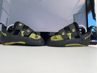 Evolv Pies de Gato Talla 41.5