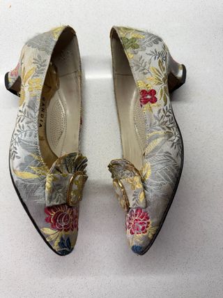 Zapatos fallera seda Garín parece 39/40
