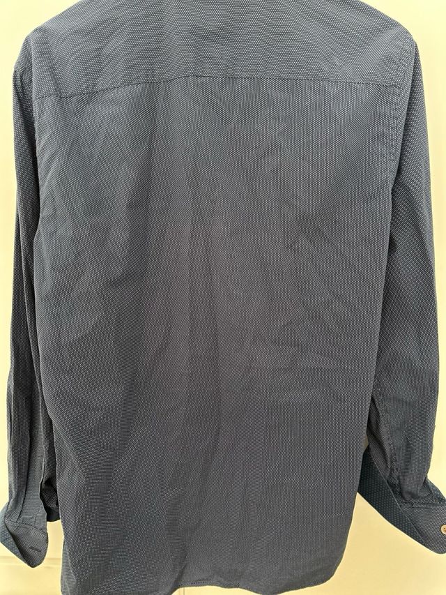 Camisa El Ganso Azul Marino con Tópicos Blancos