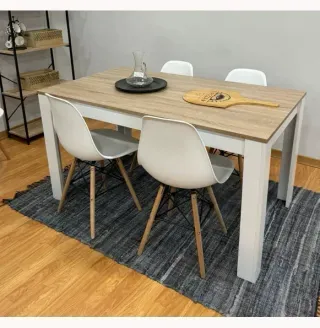 Mesa de comedor y 4 sillas NUEVO