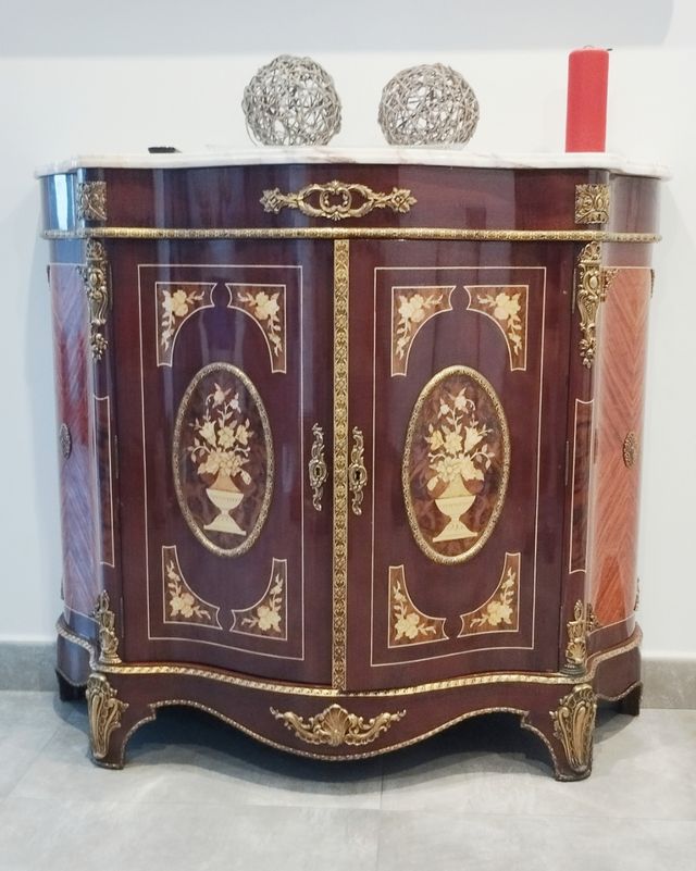 Aparador entredós Francés Estilo Louis XV