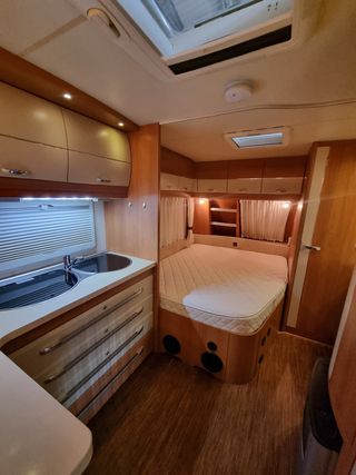Caravana Hobby 560 Excellent