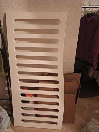 Barandilla de madera maciza blanca