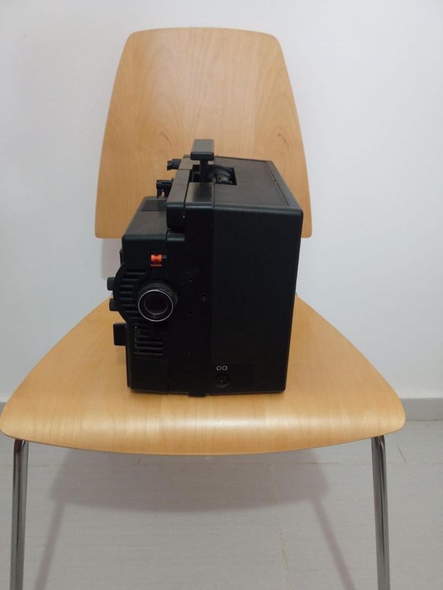 Proyector Super 8
