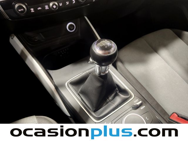 Audi Q2 design 30 TFSI 85 kW (116 CV)