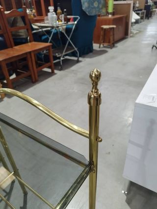 PAREJA DE MESITAS DORADAS EN CRISTAL