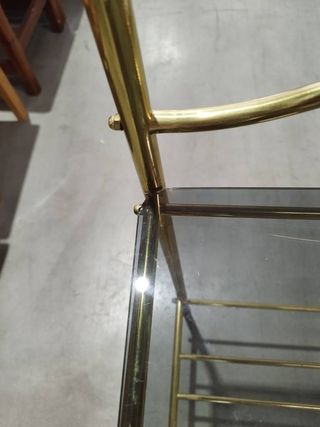 PAREJA DE MESITAS DORADAS EN CRISTAL